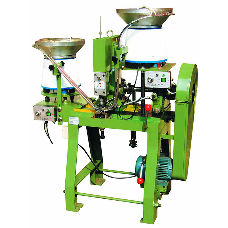 Button Automatic Riveting Machine